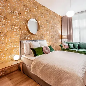 Turnkey I Main Bus Station Apartamento